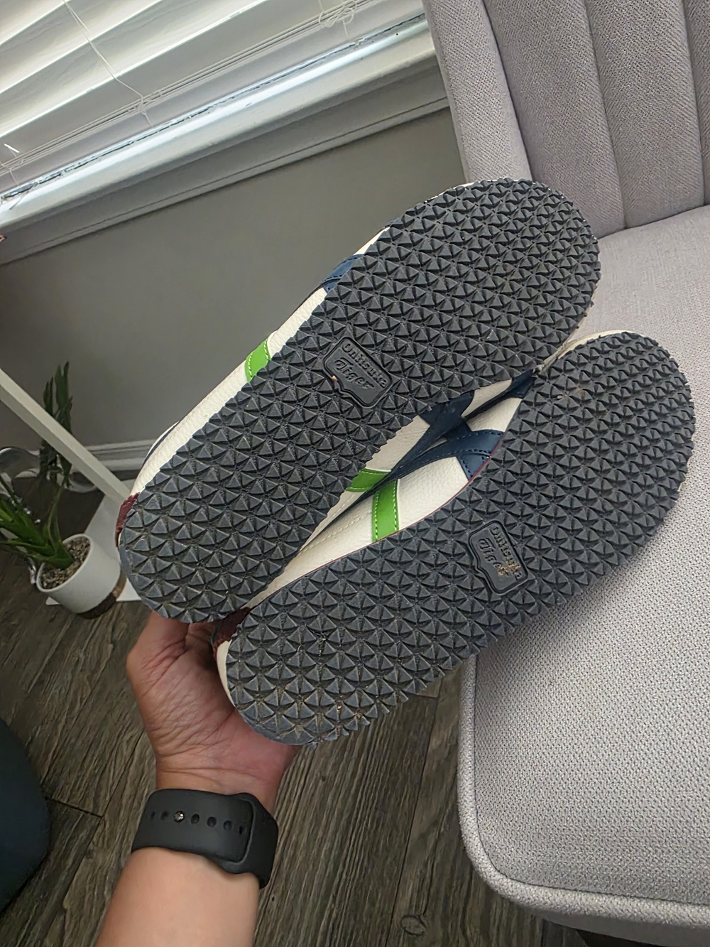 Onitsuka Tiger by Asics White Sneakers with Navy & Green Stripes Used, Size 9.5. - Picture 8 of 13